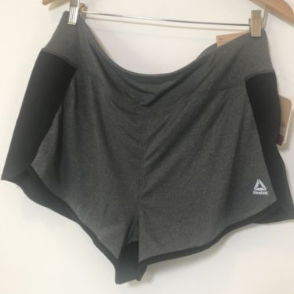 Reebok Gray Black Slim Fit Marathon Athletic Short